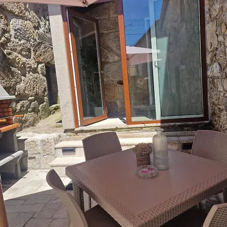 Casa De Lamalonga T2 * Campos (Vieira do Minho, Braga)