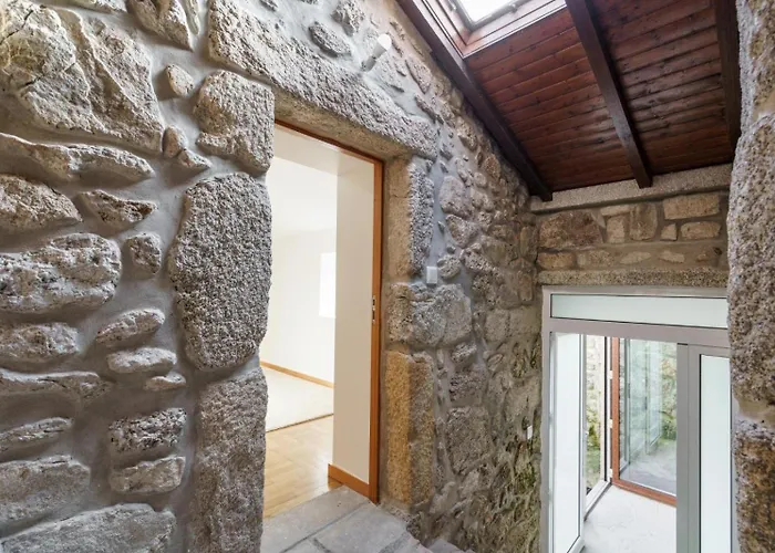 Casa De Lamalonga T2 * Campos (Vieira do Minho, Braga)